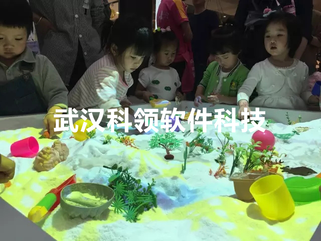 魔幻沙桌.jpg