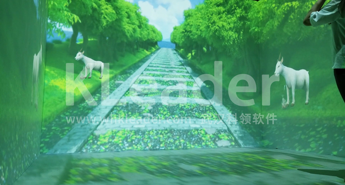 沉浸式四季变换-夏-logo.jpg